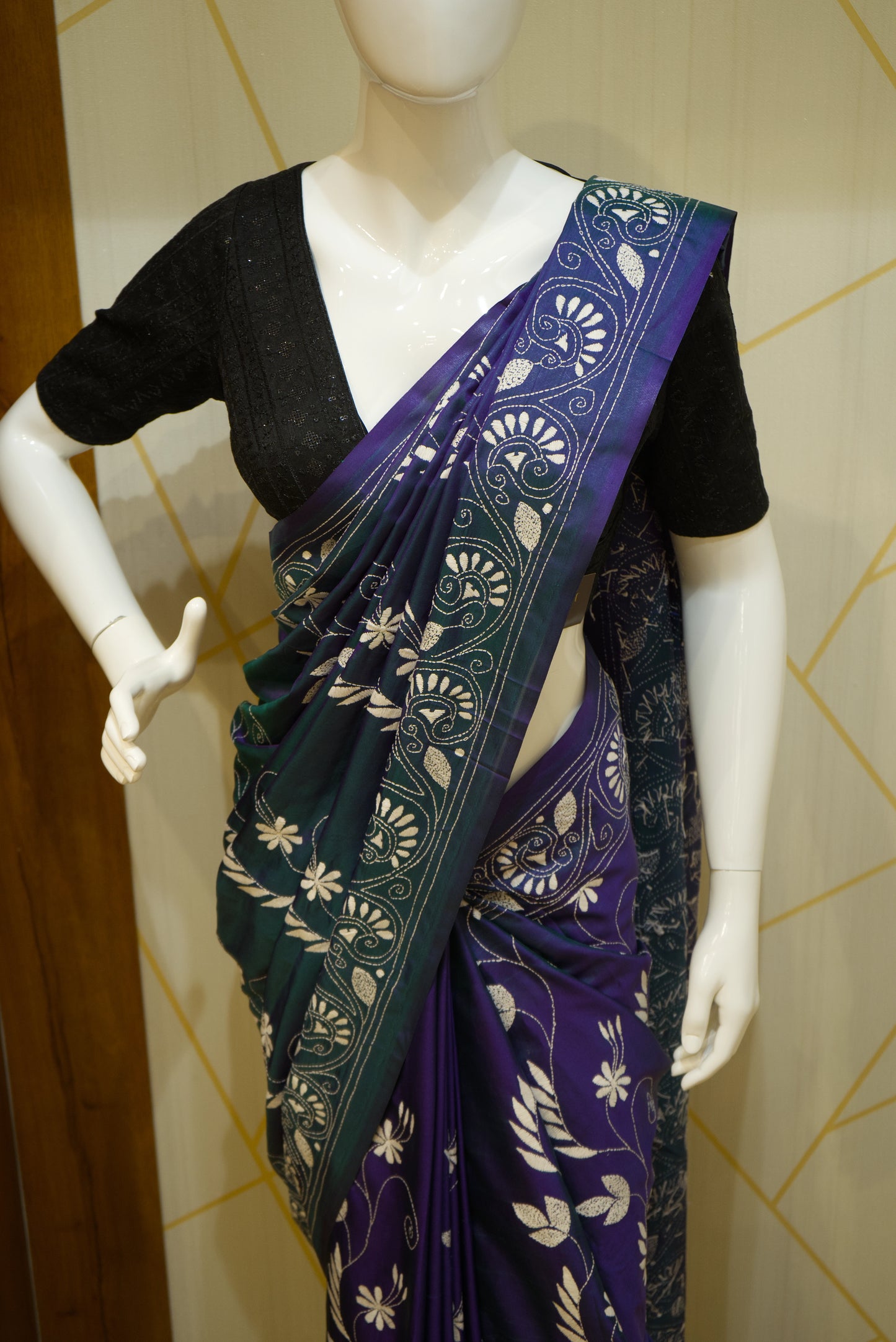 Khandha Worked Saree