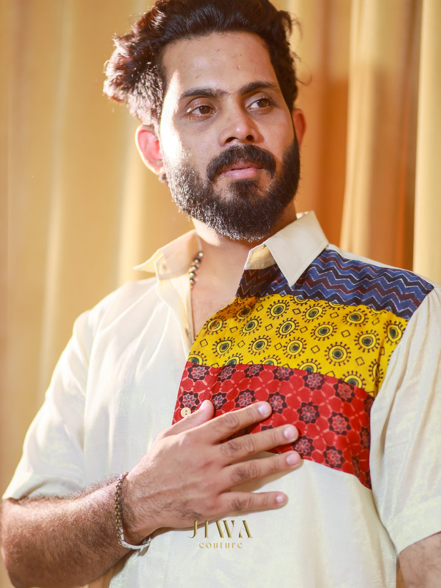 Tissue fabric Shirt With modal silk patch