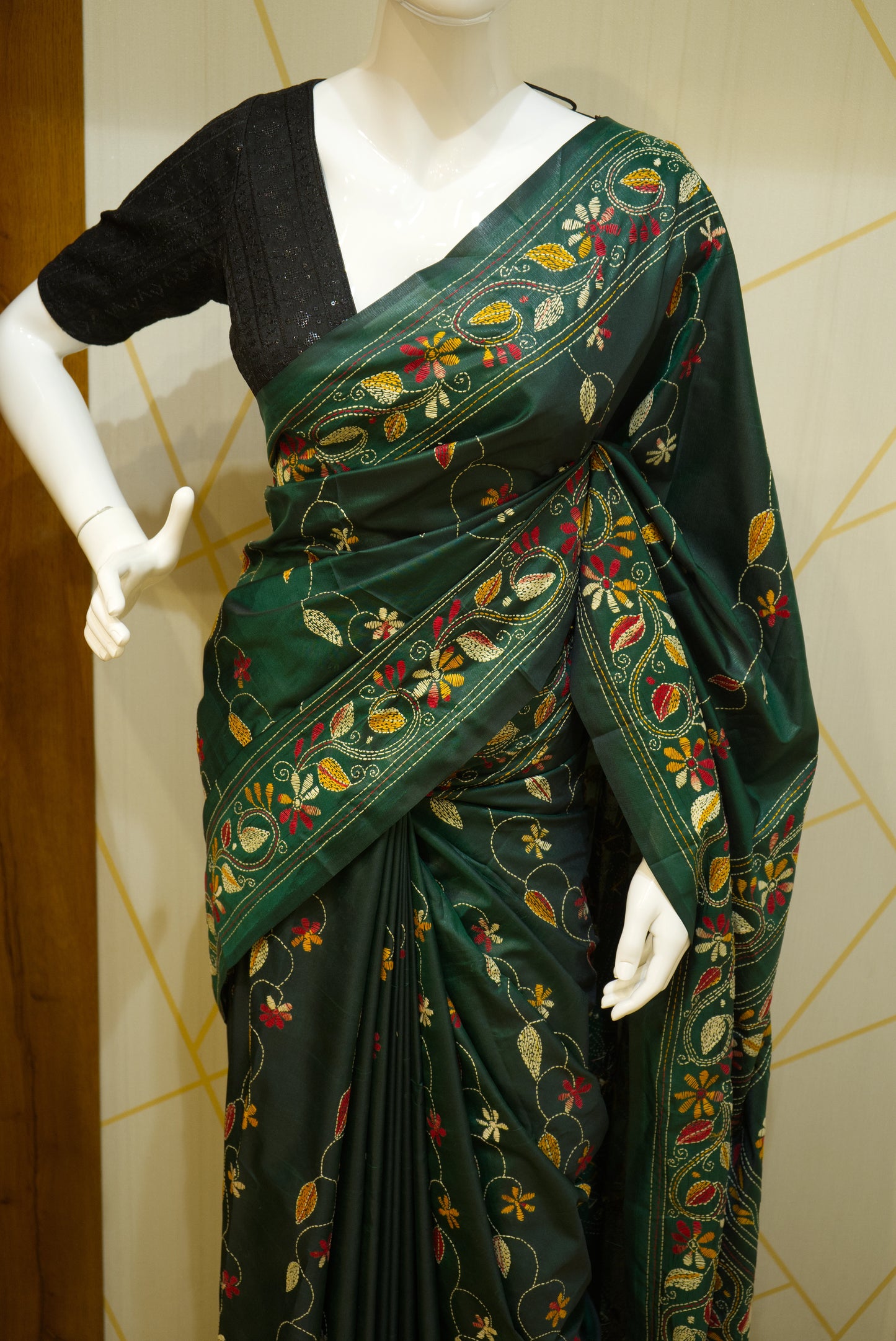 Khandha Worked Saree