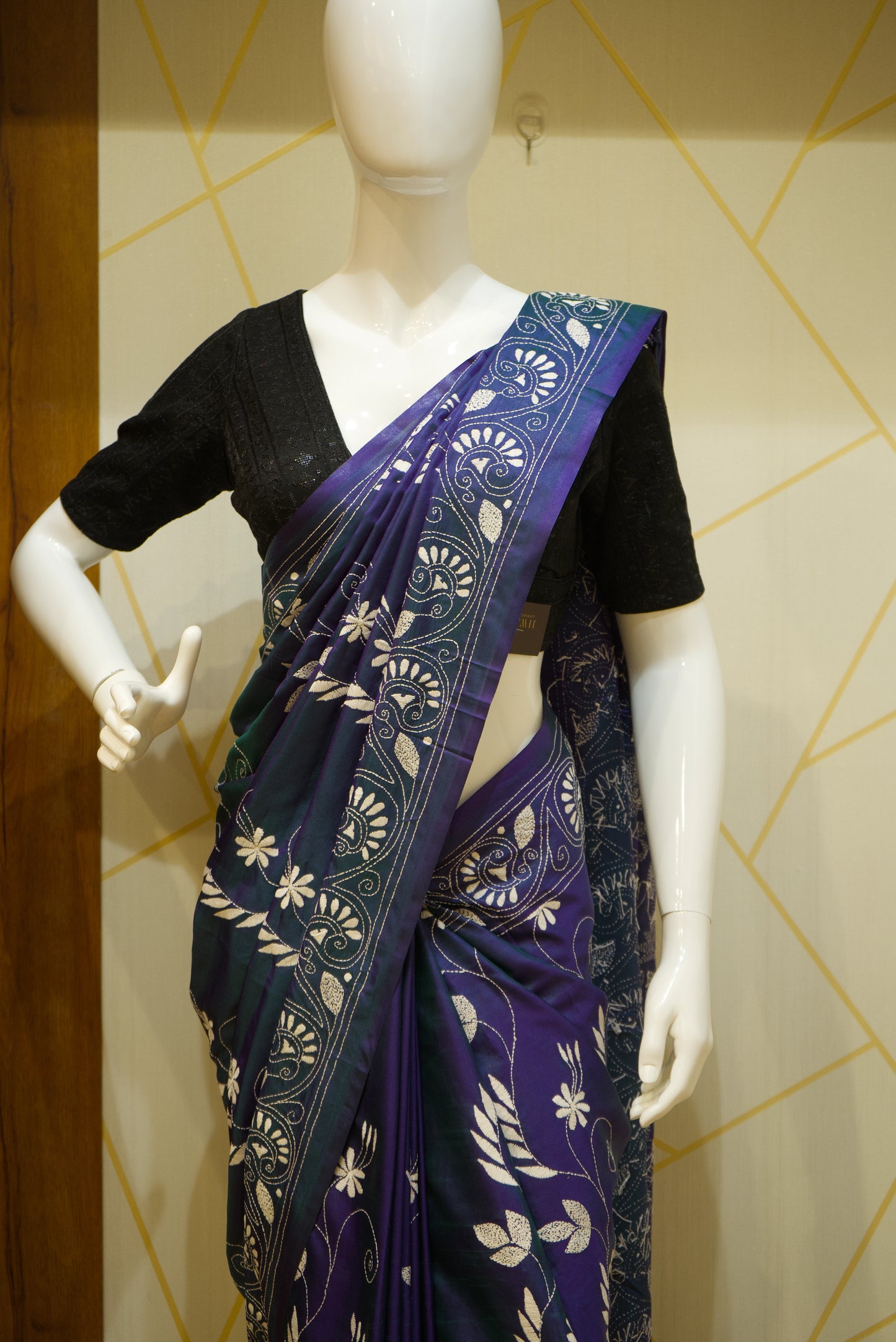 Khandha Worked Saree